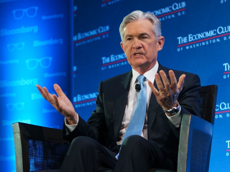 Powell dollaro in crisi
